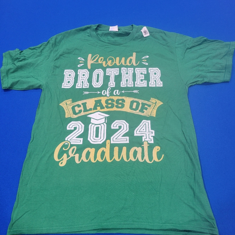 NWOT Green Proud Brother Of Class of 2024 Graduate Tee / Size Medium